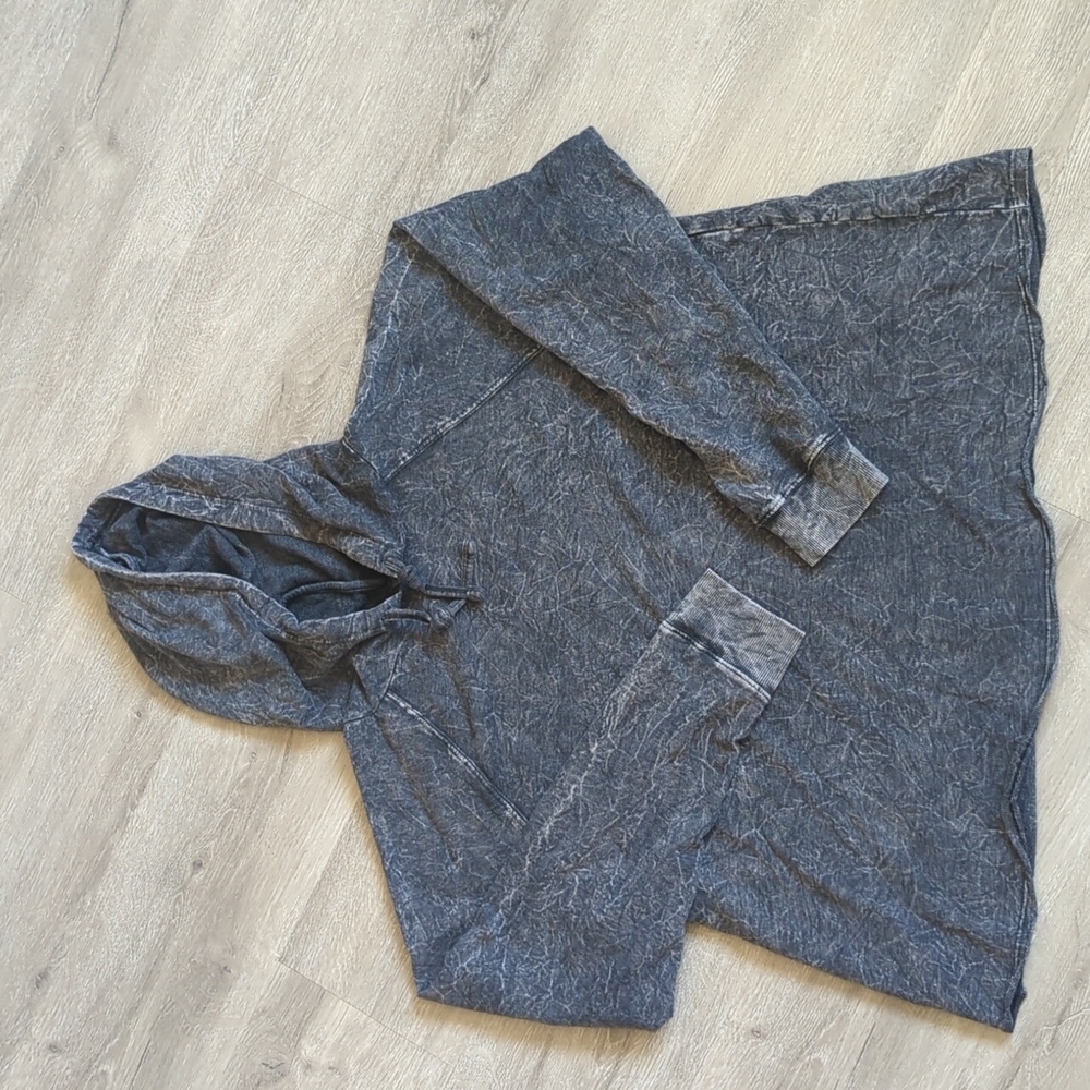 Torrid cropped hoodie
